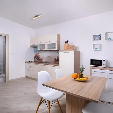 Apartment Mely *