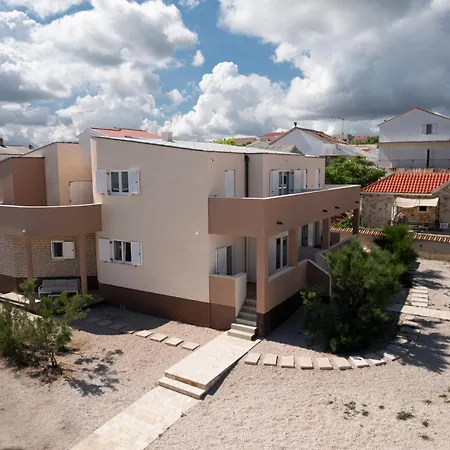 Apartment Mely *