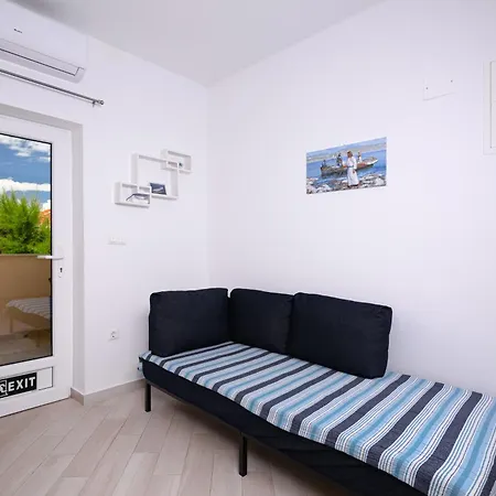 Mely * Ražanac