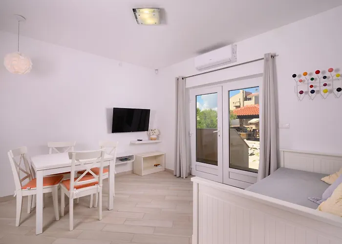 Апартаменты Mely Ражанац