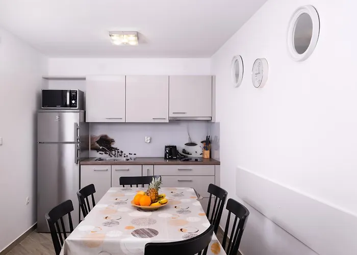 Апартаменты Mely Ражанац